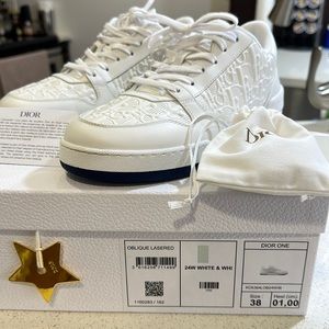 DIOR ONE SNEAKER - White Perforated Calfskin - size 38 - Excellent Condition